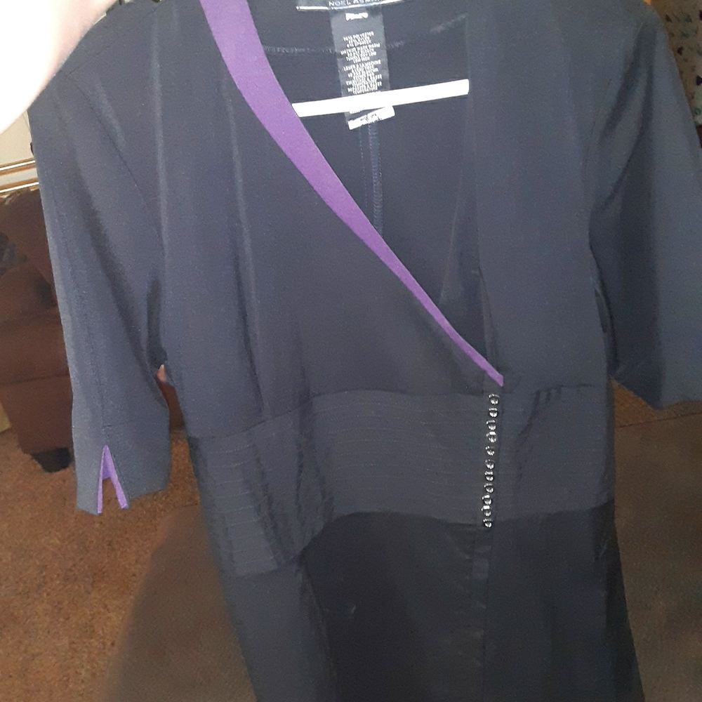 Hairstylist/ business trendy type shirt